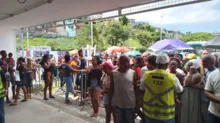 Imagem ilustrativa da imagem Ba-Vi: torcedores do Bahia formam longa fila na busca por ingressos