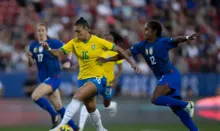 Imagem ilustrativa da imagem Brasil e EUA disputam final da primeira edição da Copa Ouro feminina