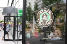 Imagem ilustrativa da imagem Dona do Burger King negocia para operar Starbucks no Brasil