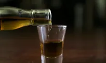 Imagem ilustrativa da imagem Governo quer impostos mais altos para bebidas com maior teor alcoólico