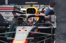 Imagem ilustrativa da imagem Max Verstappen garante a pole position do GP do Japão; confira o grid