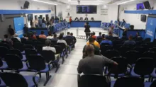 Imagem ilustrativa da imagem Vereadores aprovam aumento de duas cadeiras no Legislativo