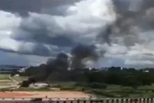 Imagem ilustrativa da imagem Vídeo: Avião da PF cai em aeroporto e mata duas pessoas