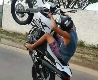 Câmara autoriza que motociclistas façam manobras 'exibicionistas'