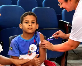 Crianças e adolescentes são vacinadas nas escolas de Paulo Afonso