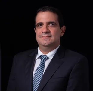 Vicente Coni Jr., mestre em Direito, Governança e Políticas Públicas