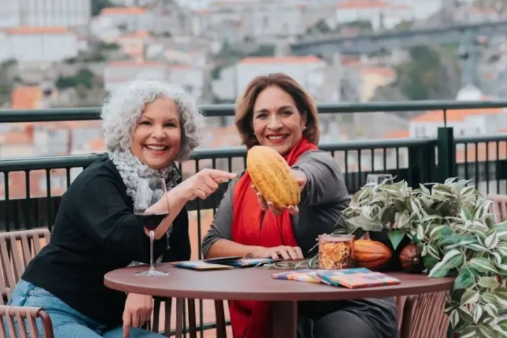 Chocolat Maker, Juliana Aquino e a apresentadorra, Dina Rachid