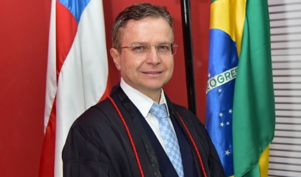 Pedro Godinho é reeleito desembargador eleitoral titular do TRE-BA
