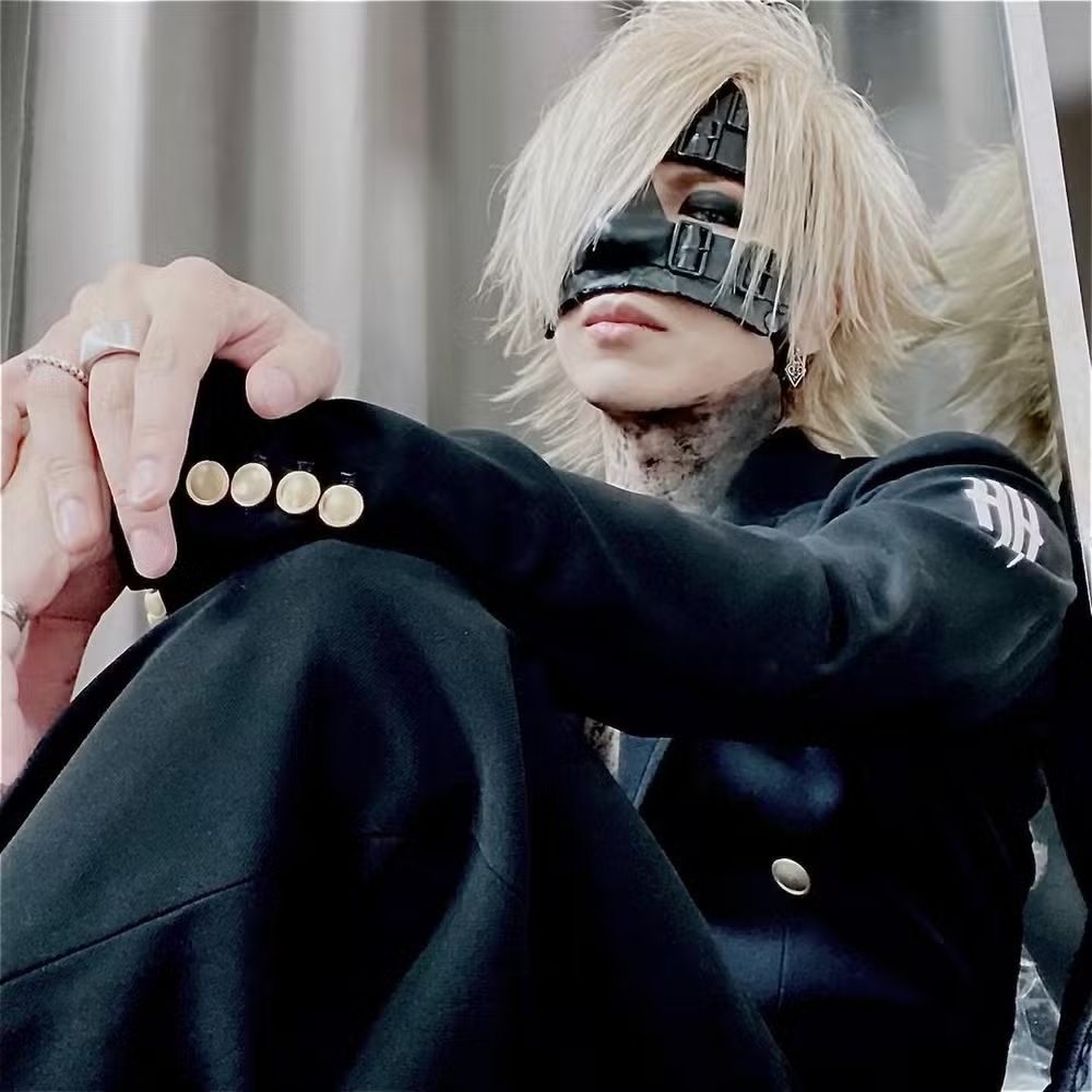 Reita, baixista da banda japonesa The GazettE, morre aos 42 anos