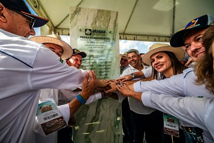 Jerônimo Rodrigues, parabenizou produtores de algodão, bem como  a diretoria da Abapa pelo empreendimento na região oeste