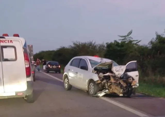 A colisão ocorreu na BA-052, conhecida como Estrada do Feijão