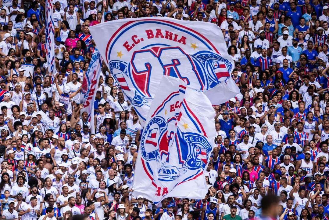 Torcida Bamor Nova Era na Arena Fonte Nova