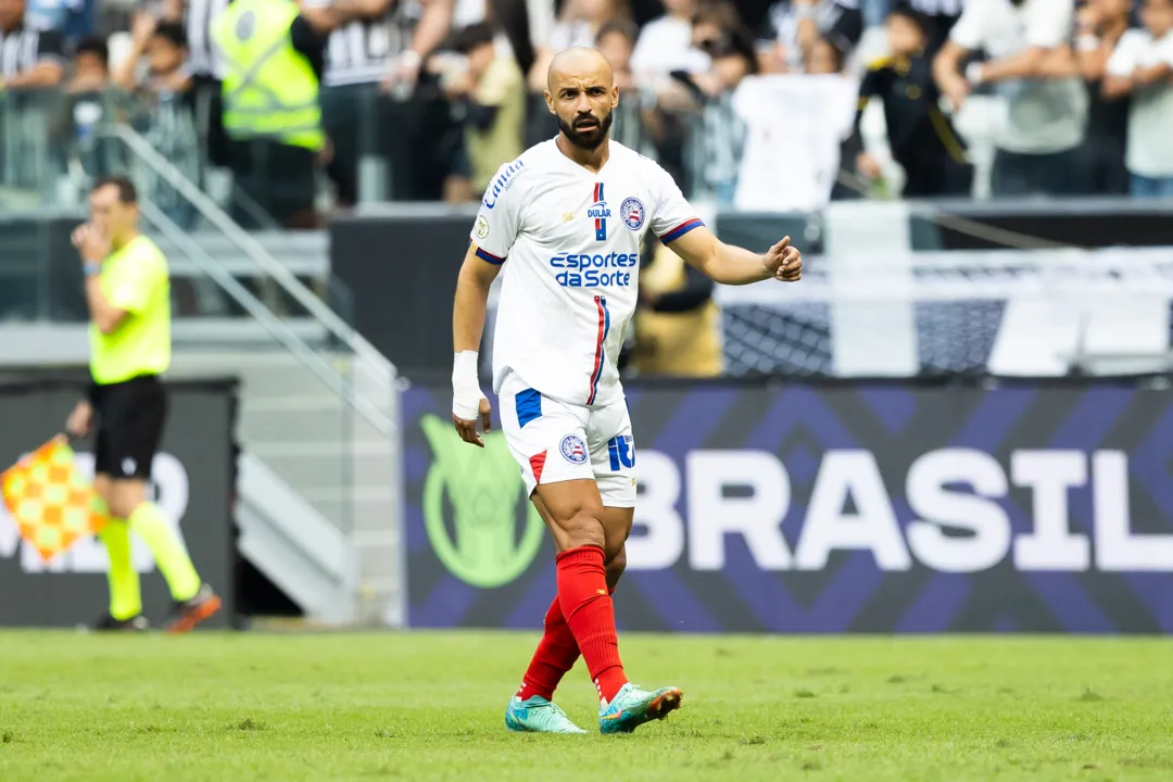 Thaciano em partida contra o Atlético-MG