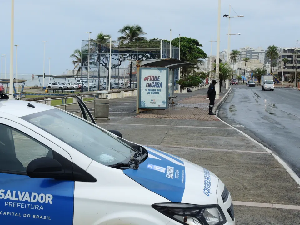 Veículos da Semob já foram flagrados em ruas e avenidas de Salvador para as mais diversas finalidades