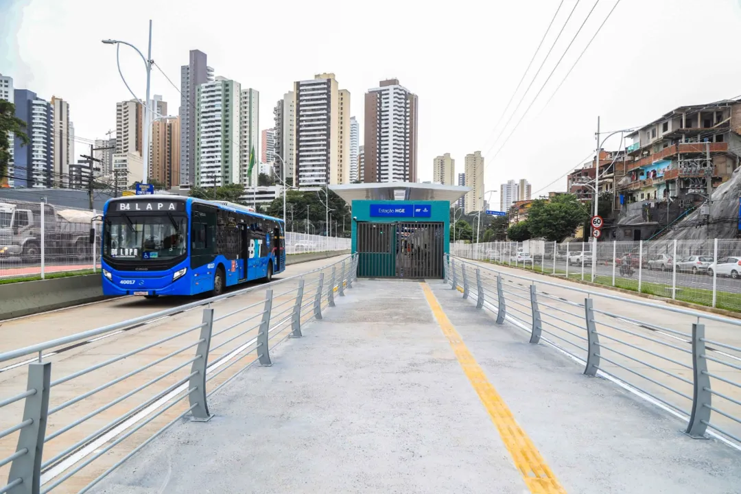 Estação BRT HGE fica localizada próximo da entrada do hospital