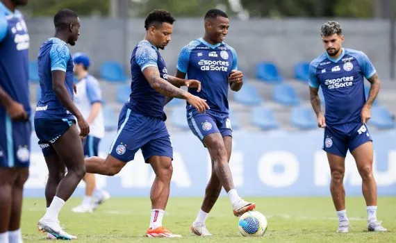 Elenco tricolor treinou na manhã deste sábado, 1 no CT Evaristo de Macedo