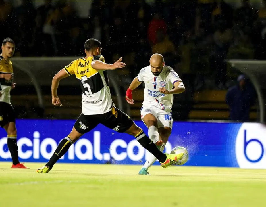 Thaciano cumpriu suspensão contra o Fortaleza e está de volta para o jogo deste domingo