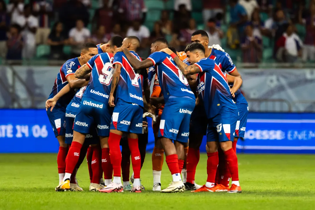 Time titular do Bahia diante do Fortaleza