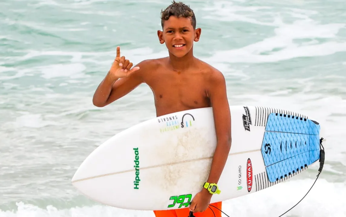 Davi Lucca conquistou o vice-campeonato de surfe no Semillero Olas Pro Tour