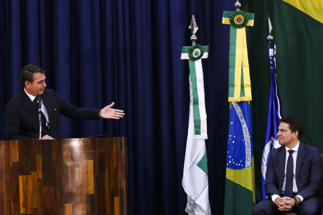 O presidente Jair Bolsonaro participa da solenidade de posse do diretor-geral da Agência Brasileira de Inteligência (Abin), Alexandre Ramagem