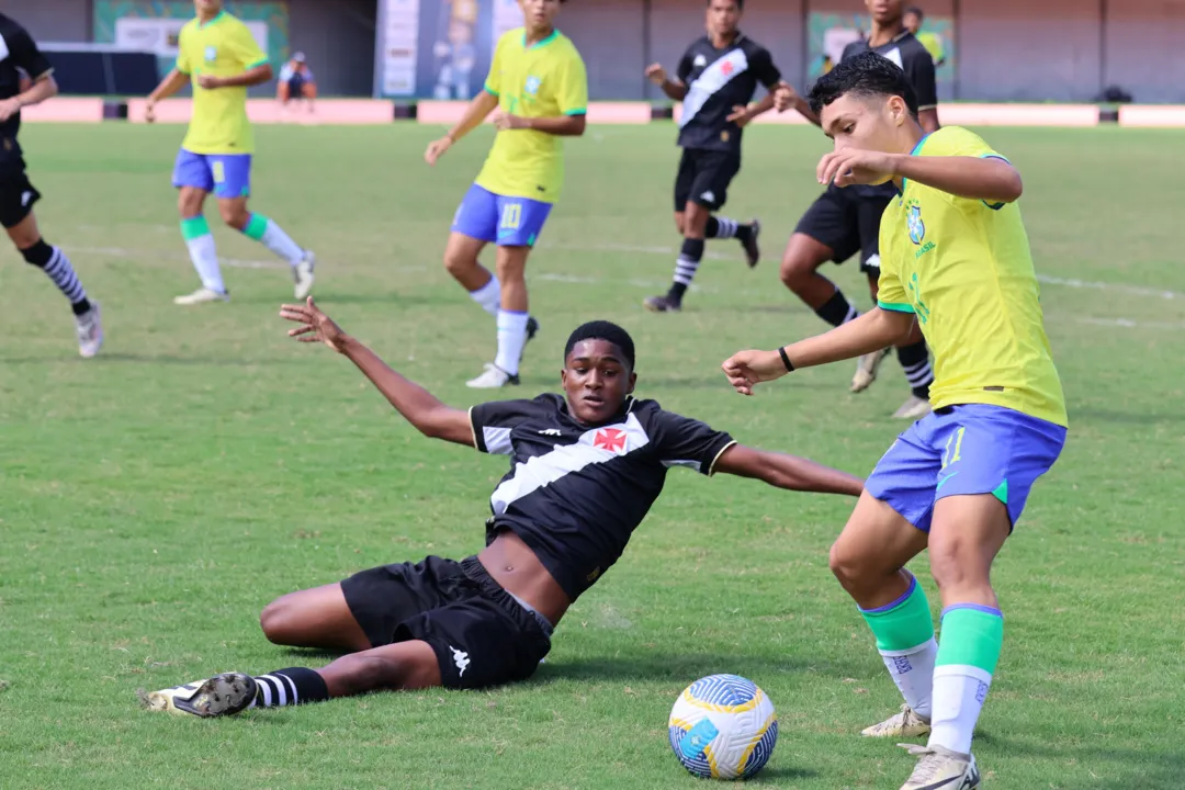 Pelo segundo ano consecutivo, o time canarinho sub-15, que já foi tricampeão da competição, dá adeus ao tradicional torneio baiano antes das semifinais