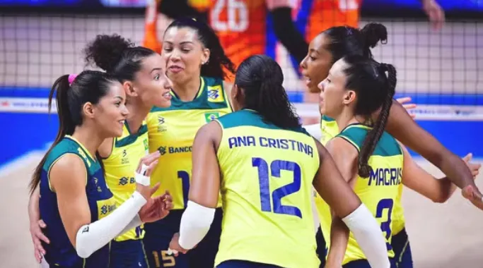 Seleção Brasileira venceu a Holanda por 3 sets a 1 nesta quinta-feira, 30