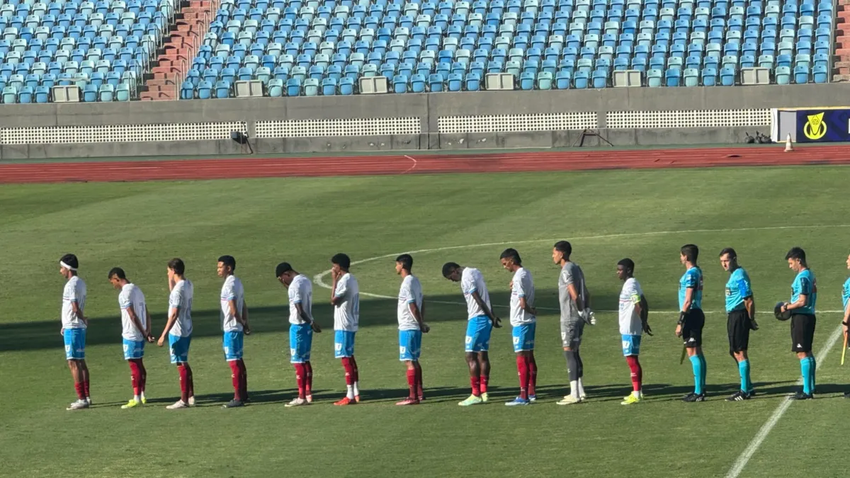 Pivetes de Aço durante o jogo contra o Goiás, em Goiânia