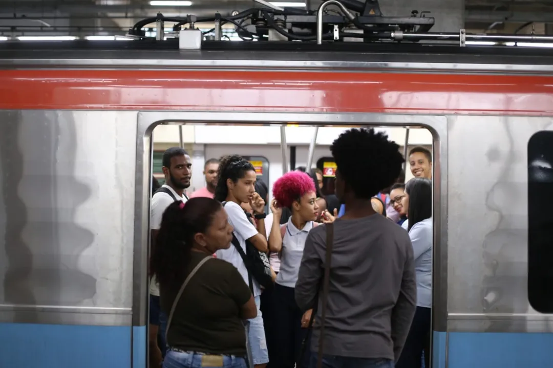 Na sexta-feira, 19, a Linha 2 do metrô de Salvador sofreu uma pane elétrica e ficou parado por quase quatro horas