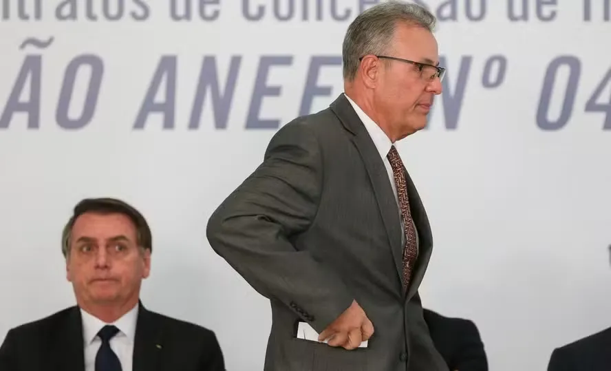 Bolsonaro e o ex-ministro Bento Albuquerque