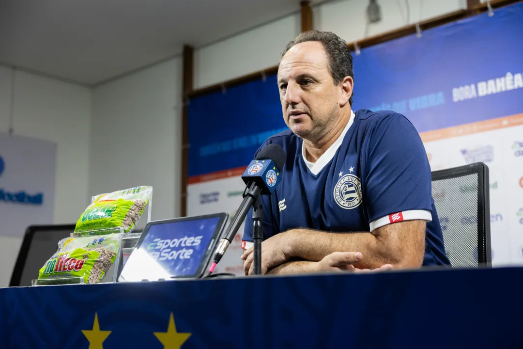 Rogério Ceni durante coletiva