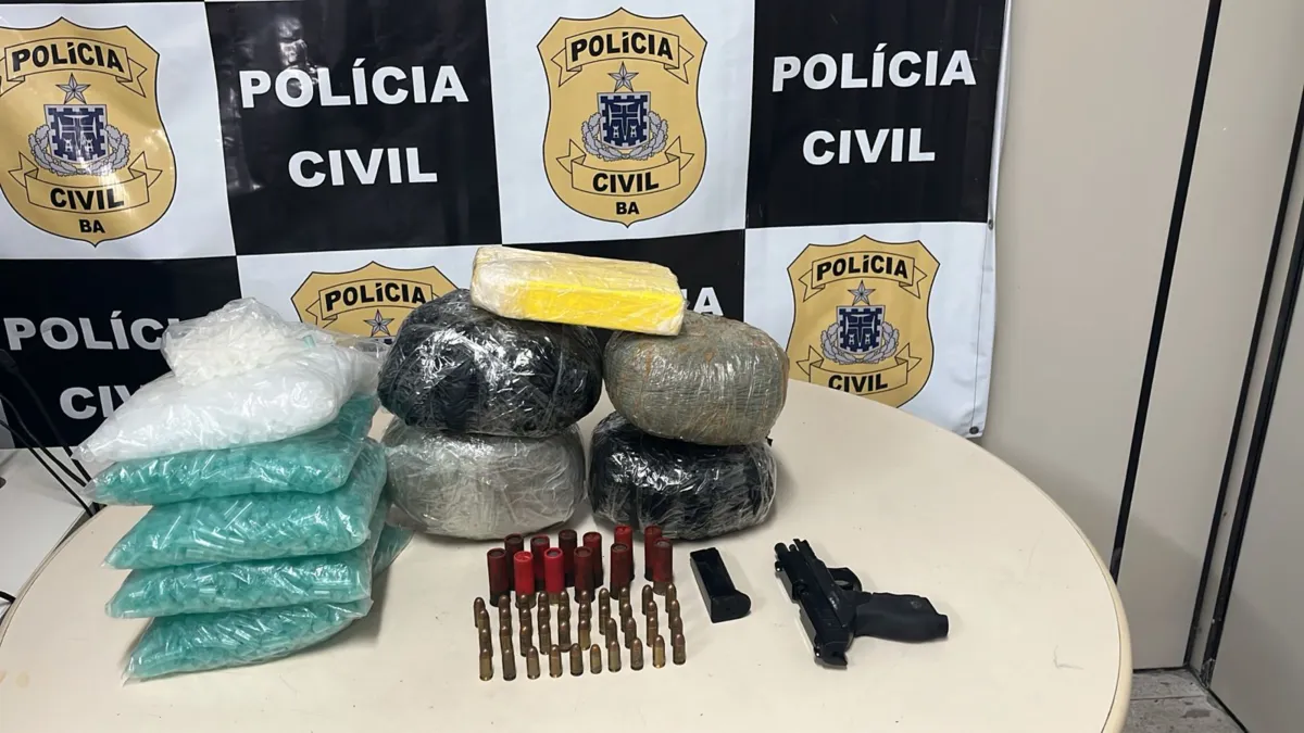 Imagem ilustrativa da imagem Cinco quilos de drogas e pistola falsa foram apreendidas em Salvador