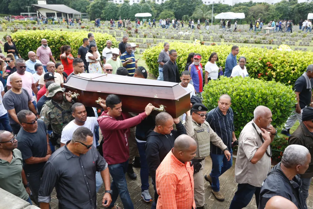 Paim foi sepultado nesta quinta-feira, no cemitério Bosque da Paz