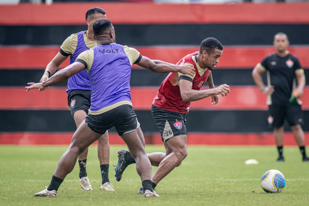 Focado na Série A, elenco rubro-negro trabalha na Toca do Leão mirando o Atlético-GO