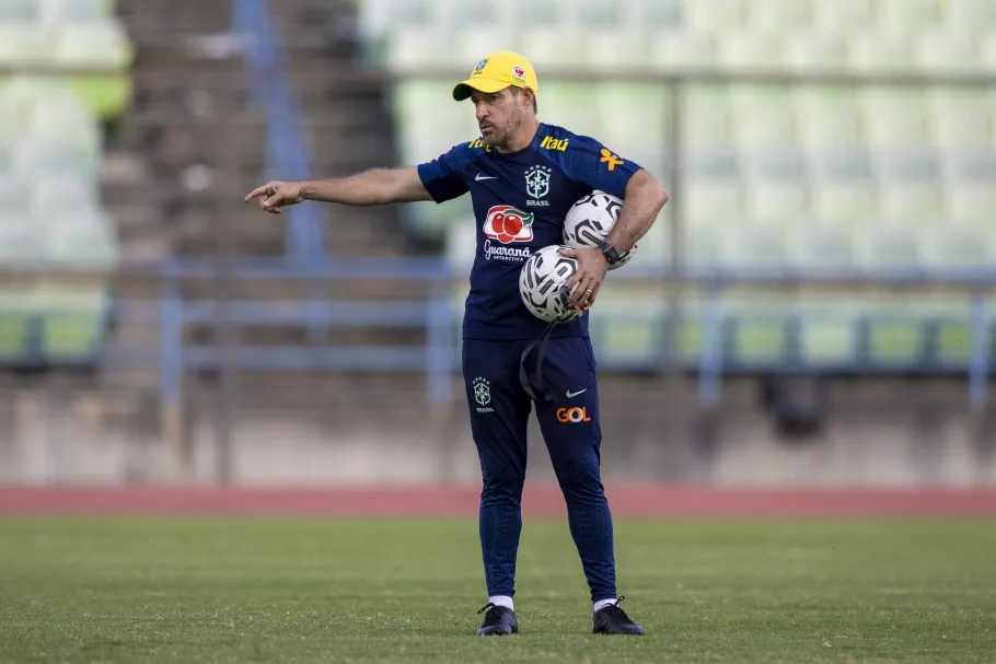 Ramon Menezes, técnico da Seleção Brasileira Sub-17