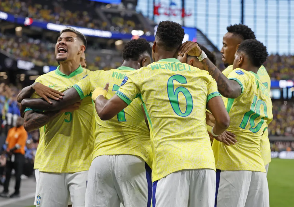 Brasil saiu na frente, mas perdeu cedeu empate