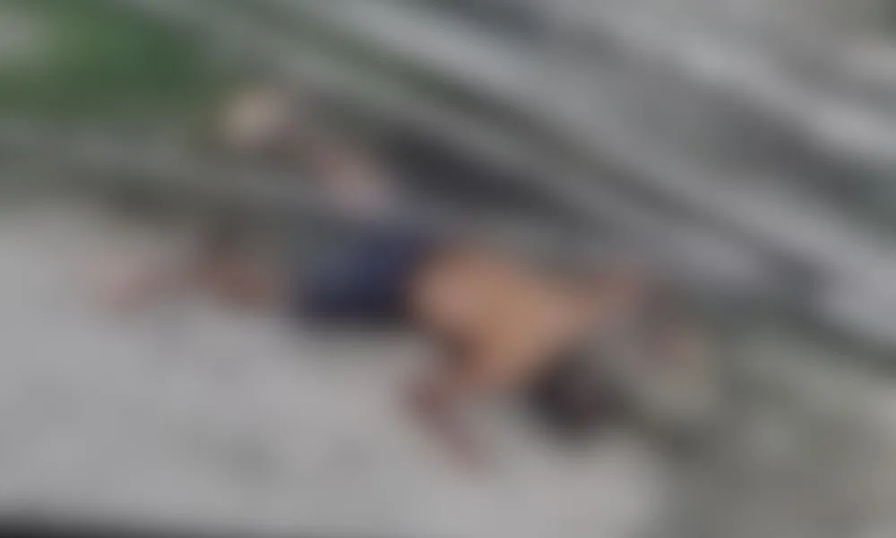 Indivíduo foi localizado sem camisa e com apenas uma bermuda