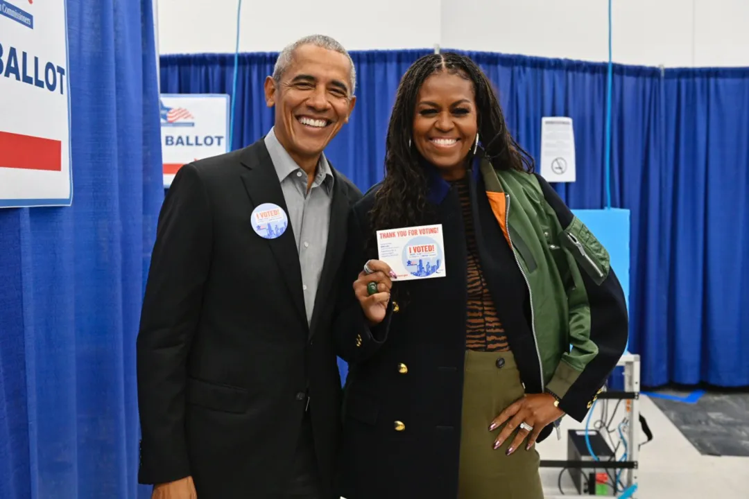 Obama e sua esposa declararam apoio à candidata de seu partido à presidência dos EUA