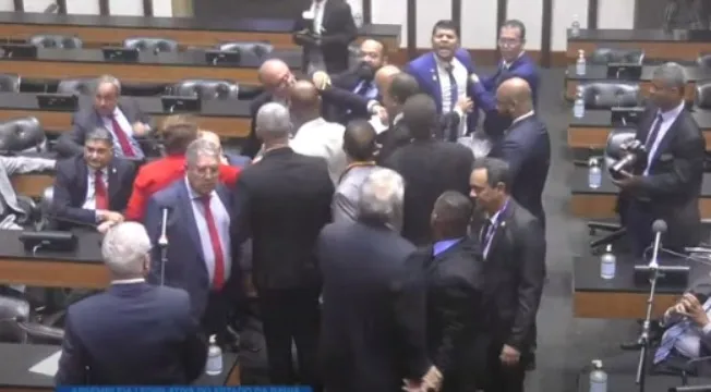 A confusão começou após as discussões sobre o PL do aborto, em discussão na Câmara dos Deputados