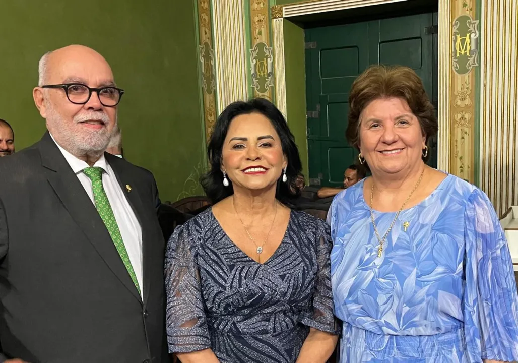 Imagem ilustrativa da imagem Desembargadora Maria de Fátima recebe “Medalha do Mérito Ambiental”