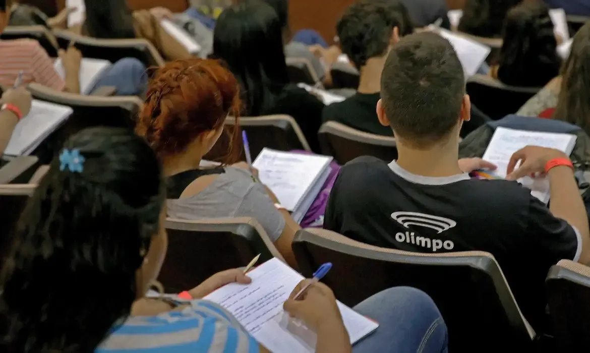 Redação é um dos grandes medos dos estudantes