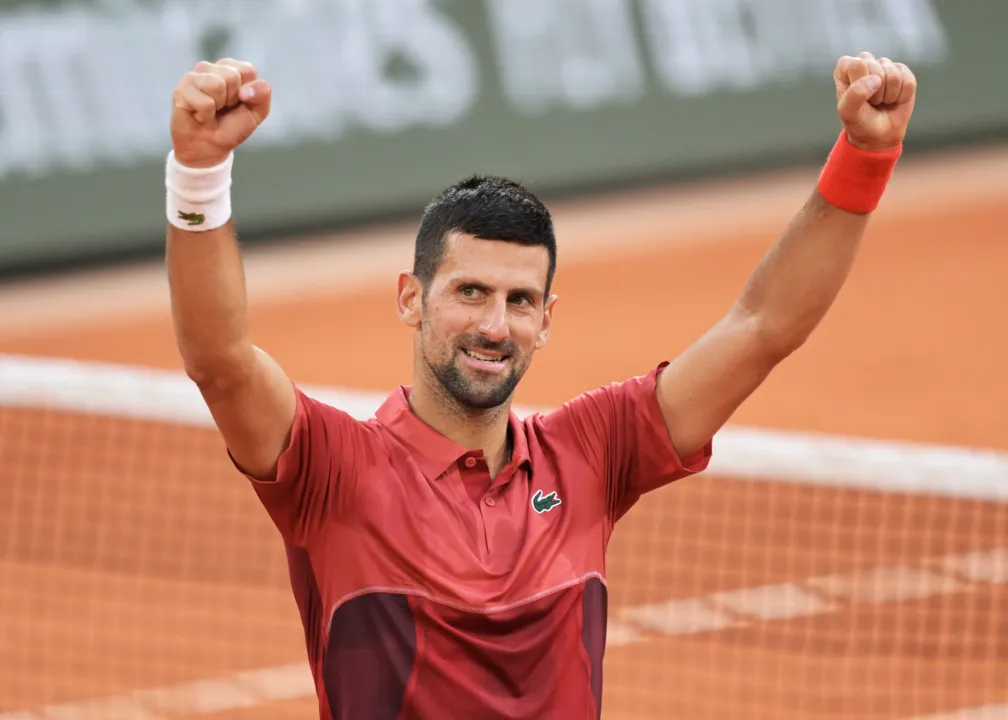Imagem ilustrativa da imagem Djokovic vira sobre Cerúndolo e vai às quartas em Roland Garros