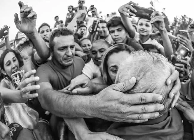 Documentário foi exibido em Cannes, neste domingo, 19