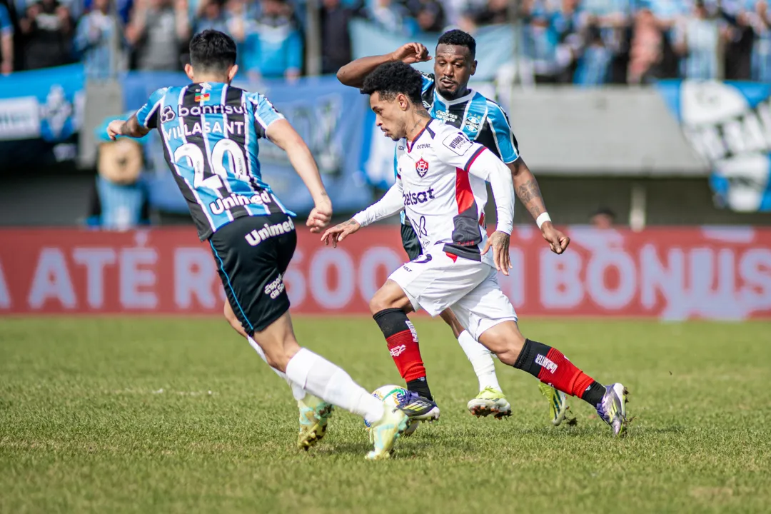 Na parte de baixo da tabela, equipes se enfrentaram na manhã deste domingo, 21