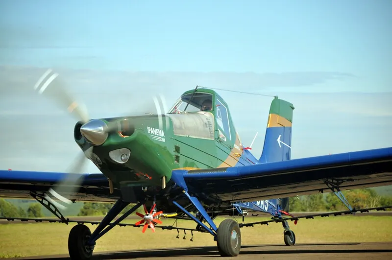 Imagem ilustrativa da imagem Embraer expõe avião movido a etanol no Bahia Farm Show