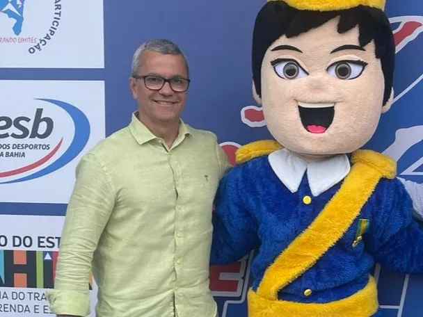 Vicente Neto durante evento de laçamento da Copa 2 de Julho