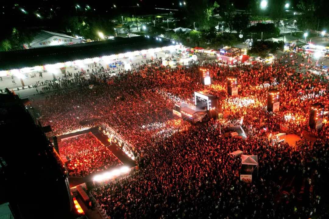 Nesta terça a festa começa às 15 horas e os portões abrem às 14 horas