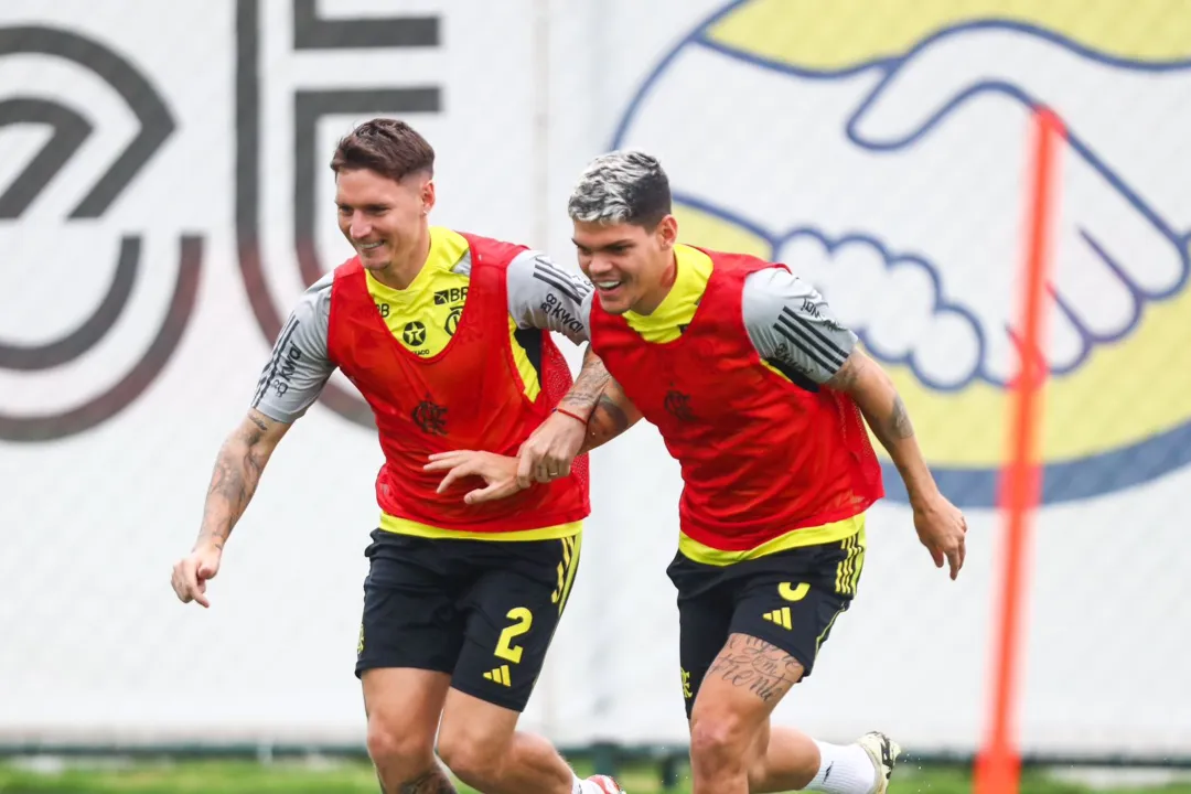 Jogadores do Flamengo durante treino