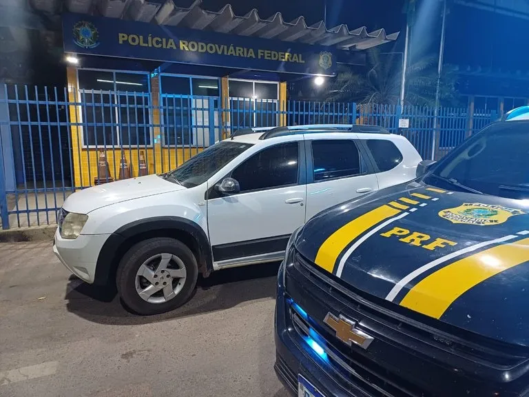 Motorista disse aos policiais que comprou a camioneta na rodoviária de Barreiras