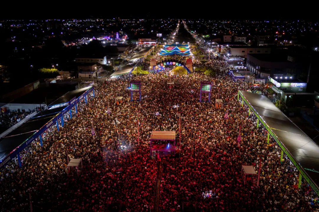 Terceira noite do Arraiá de LEM bateu recorde de público nesta edição com presença de Gusttavo Lima