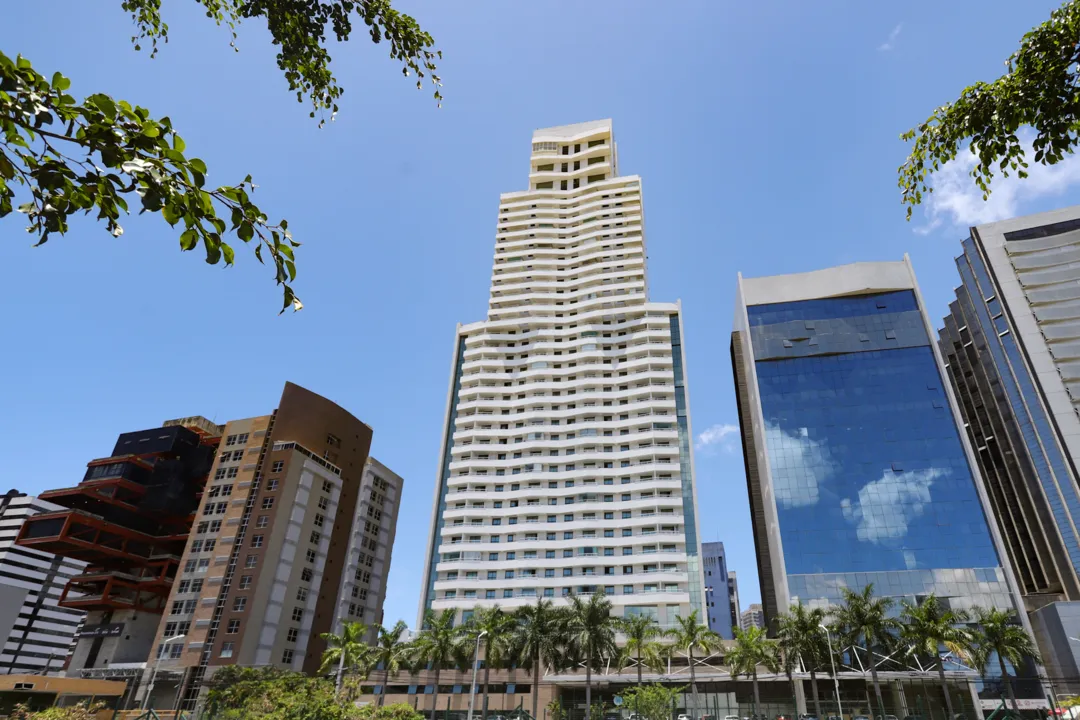 Fachada do hotel Astron, em Salvador